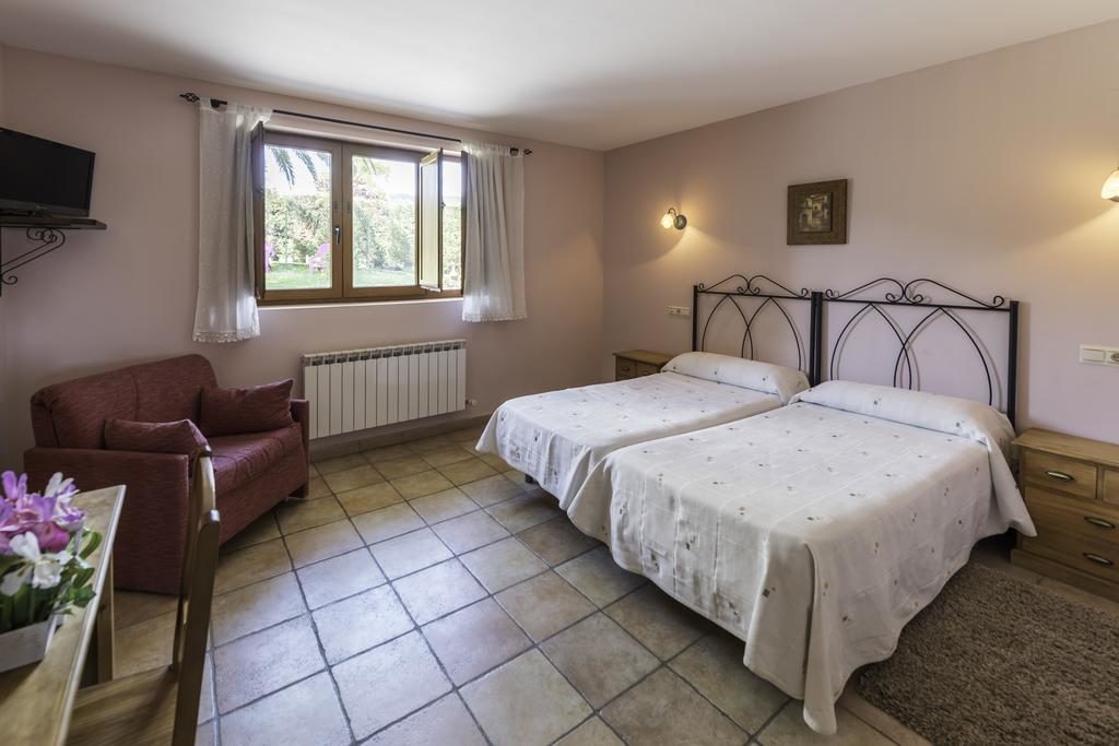 habitaciones doble twin Casa Rural de alquiler completo en Cantabria