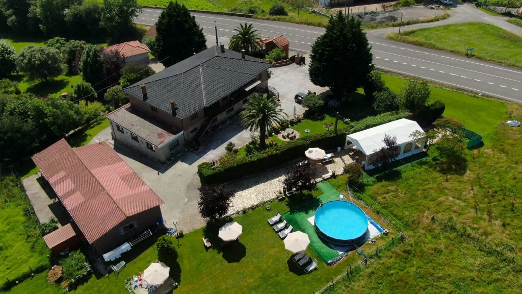 Casa Rural de alquiler completo en Cantabria vista aérea